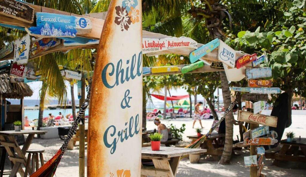 Home CuraStage Happy Hour Curacao